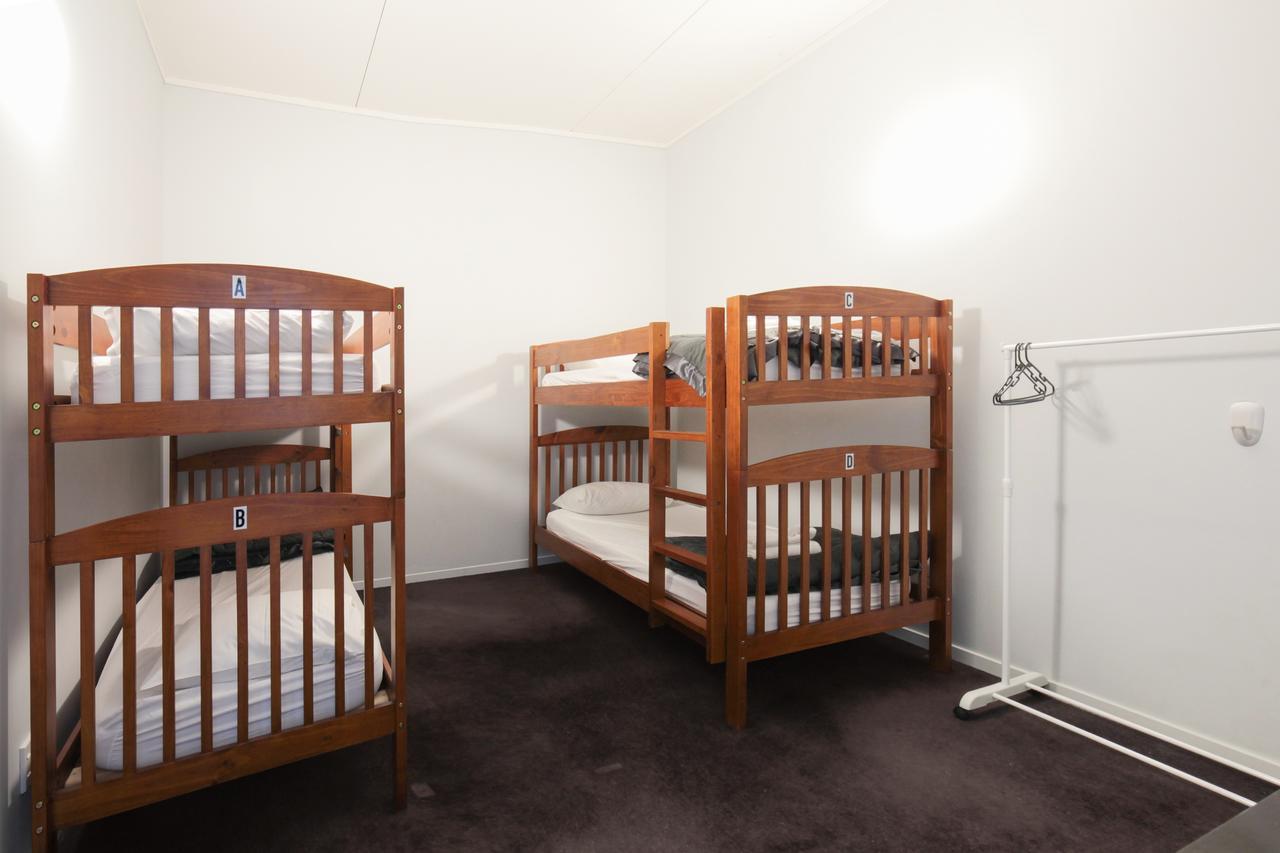 Хостел Laneway Backpackers Веллингтон Экстерьер фото